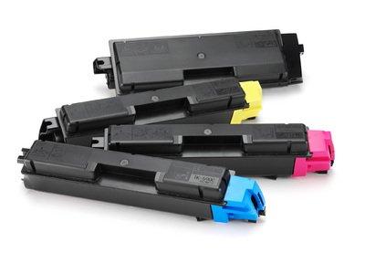 Kyocera TK-590M Magenta Original Toner Cartridge (1T02KVBNL0) 